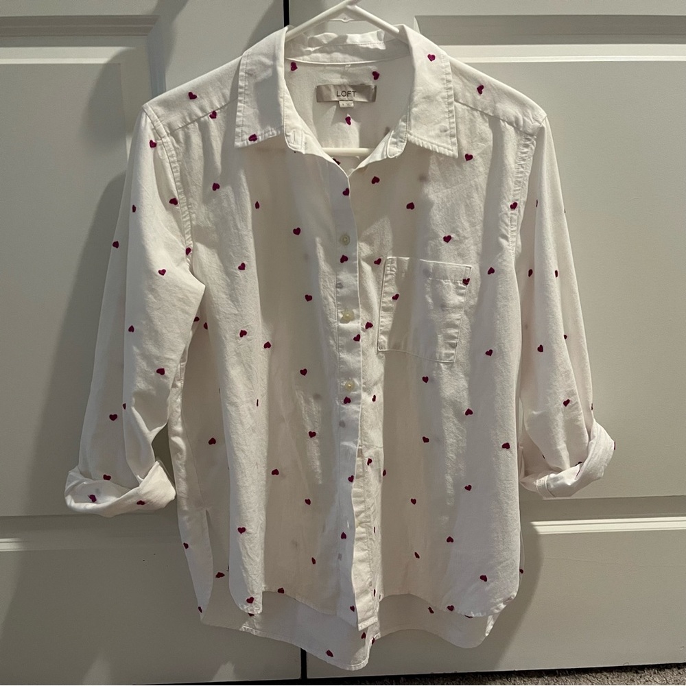 LOFT Button Up White Shirt with Pink Embroidered Hearts - size small loose fit